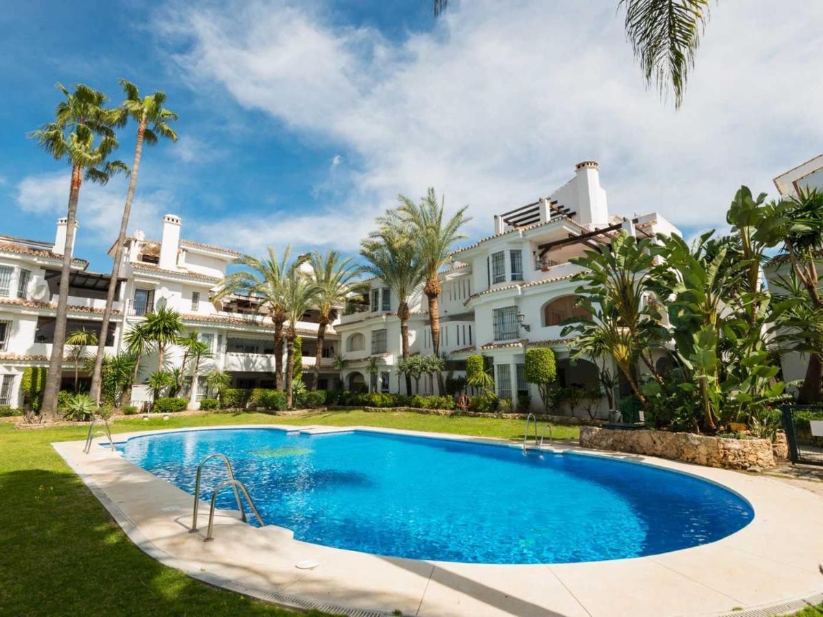 Vacation Marbella I Los Naranjos, Exquisite Penthouse Suite With Rooftop Terrace Exterior photo